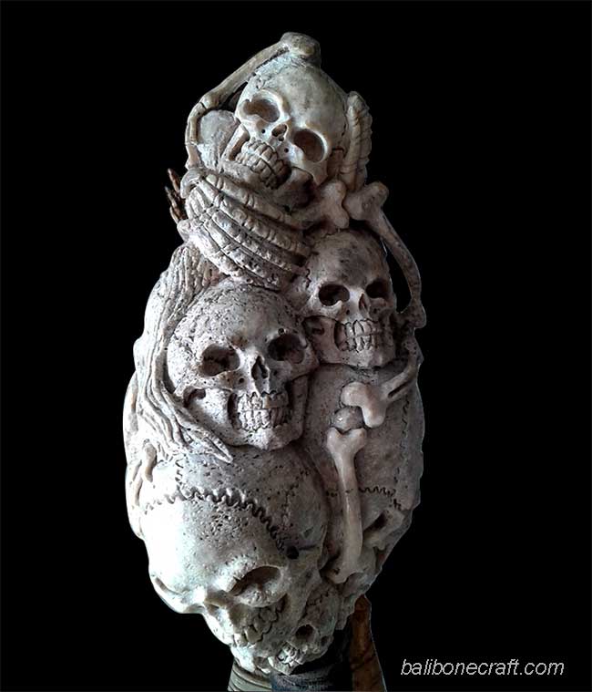 skull-sculpture
